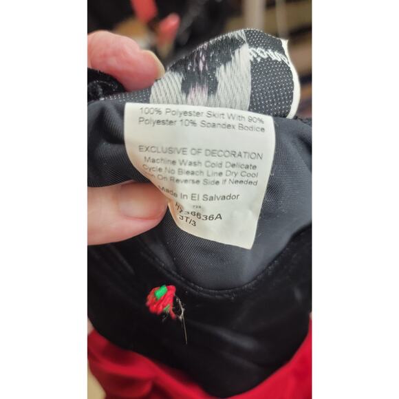 Girls Rare Editions Dress Velvet and Red SZ 3T - Picture 8 of 8